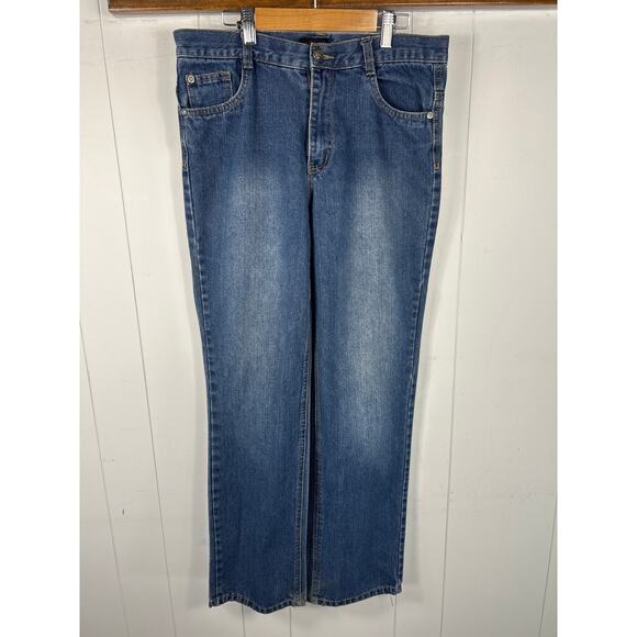 Ed Hardy Women's Straight Leg Jeans in Waist Size 18 or Waist Size 34-36. - Picture 1 of 7